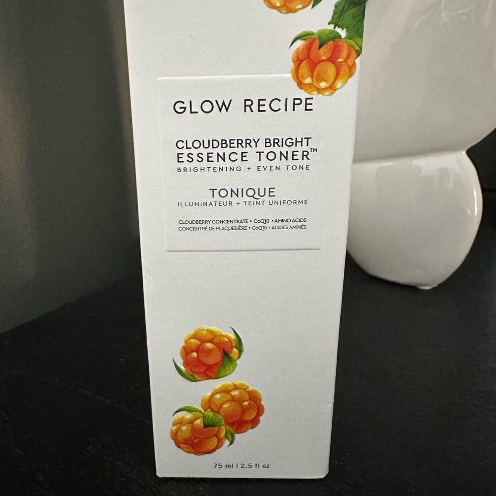 Glow Recipe Cloudberry Bright Essence Toner - White